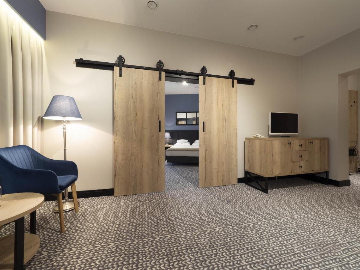 Hotel Wojciech Augustów Extérieur photo