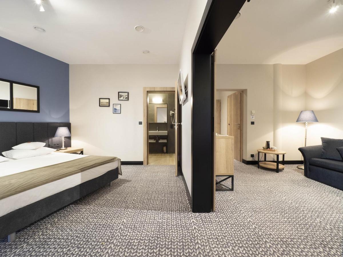 Hotel Wojciech Augustów Extérieur photo